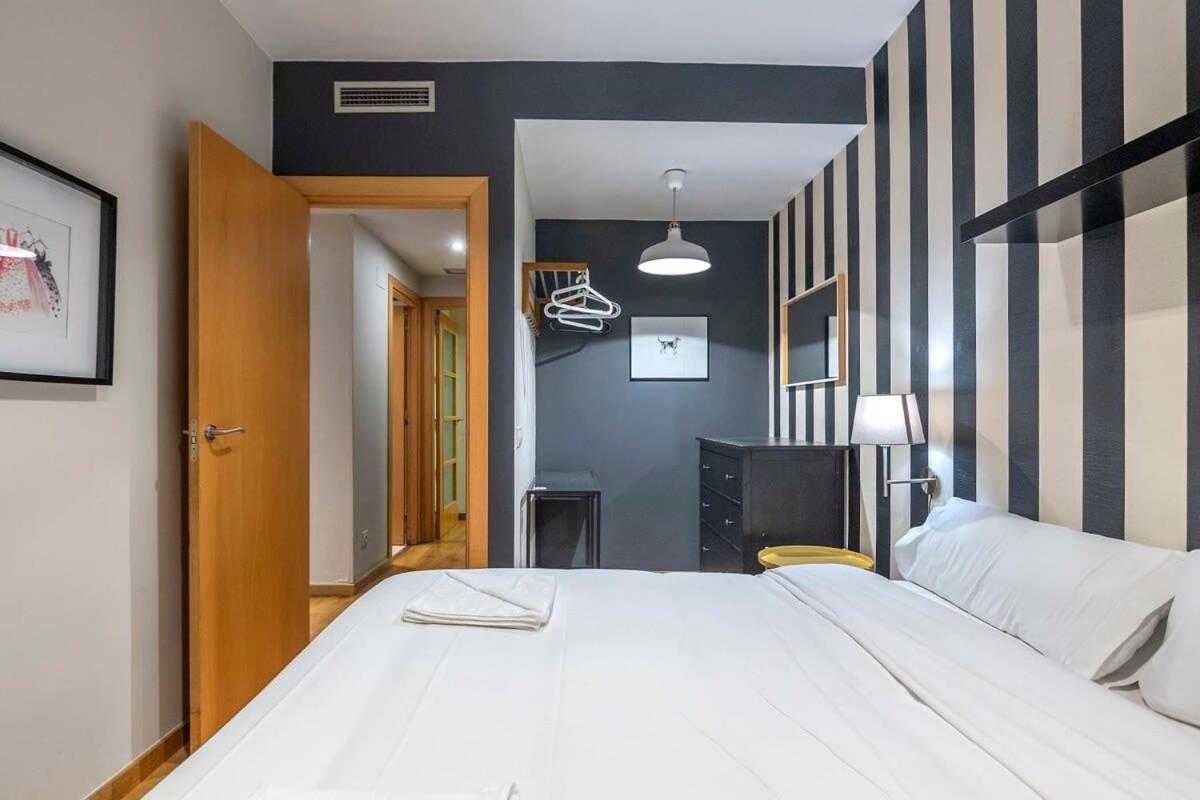 Modern&bright In Eixample 4-2 Apartment Barcelona